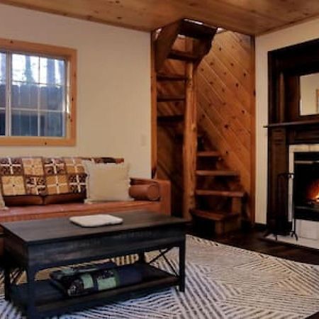 La Petite - Charming In Town Villa Idyllwild Bagian luar foto